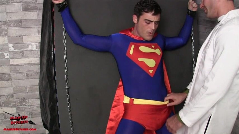 ManUpFilms: Superman zostaje zerżnięci