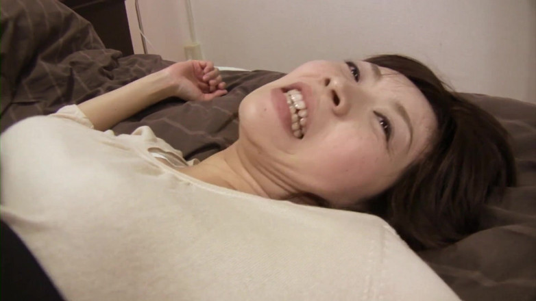Japan Lust: Japanese wife invited and banged by a hard cock