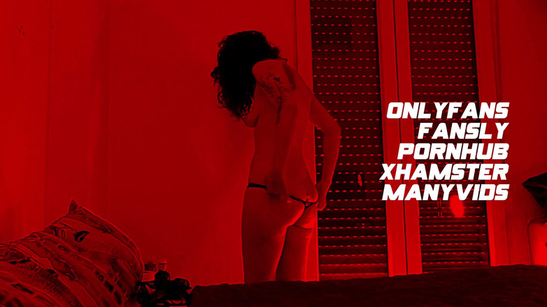 Akasha7: Menina submissa gemendo, eu dou à luxúria e gemo como um...