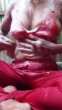 Chuveiro sexy da cunhada