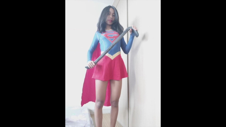 creamberryfairy: コスプレ スーパーガール ライディングディルド