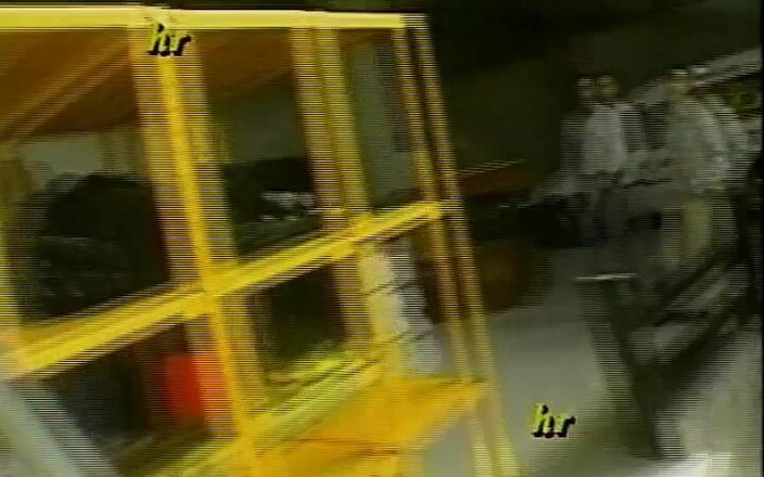 Italian swingers LTG: Le audizioni porno della Hans Rolly Productions # 1 - Italiana anni '90 # 4