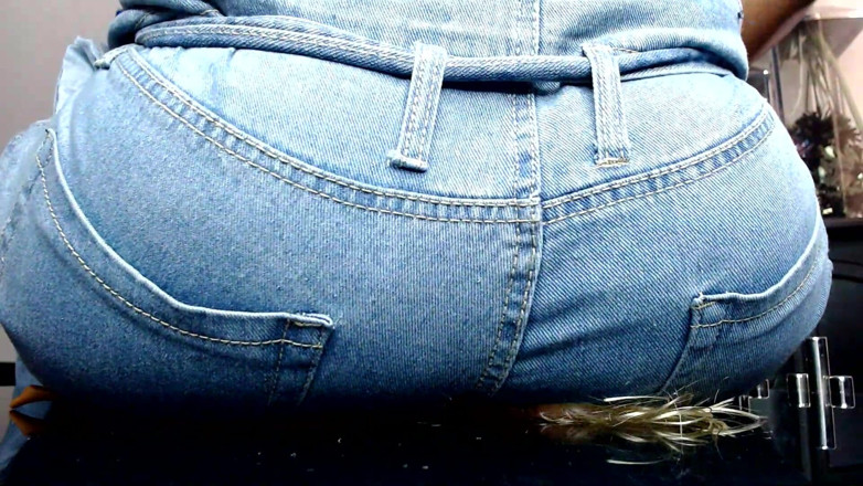 Maeling: Shrunk Teens Crushed in Denim Jeans and Ass Stifled Ignorant