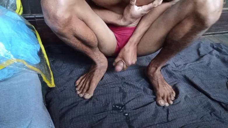 Eagle1800: Hot Guy Masturbating Part (35)