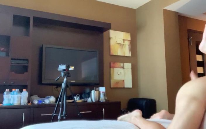 Sensual productions: MILF W Dengan Tetek Besar Dapat Zakar Besar Di Vegas