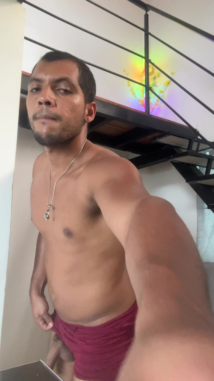 Akeem: J’entraîne ma bite