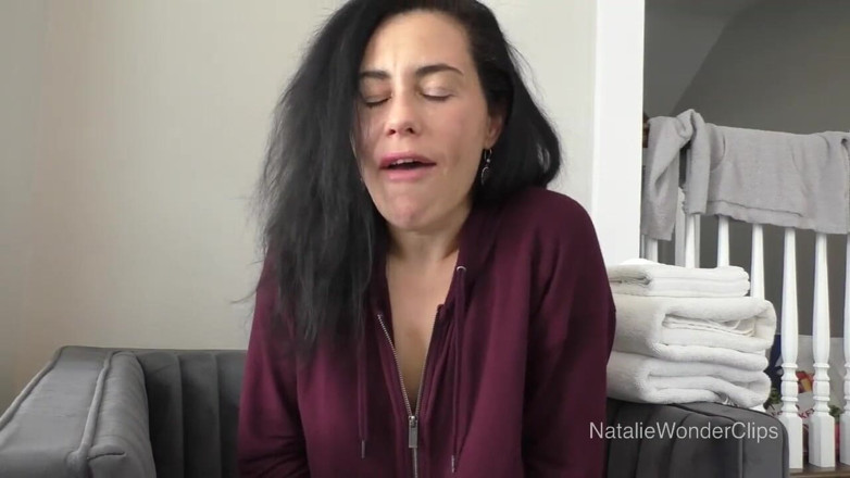 Natalie Wonder: Les mecs seront des mecs - pris en flagrant délit, mais...