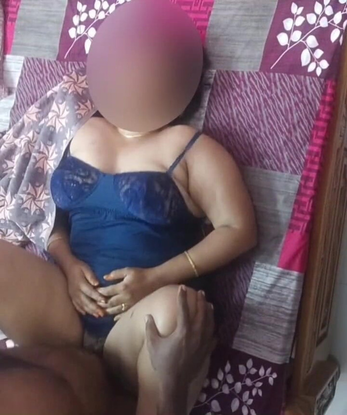 Black & white desicat: Ateşli desi boudi büyük sulu memeler zıplıyor sert dölleme seksi