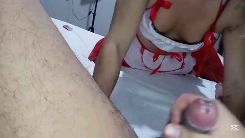 Ladyboy69: Ts girl vah prostet maalish deti hai aur apne sautele...