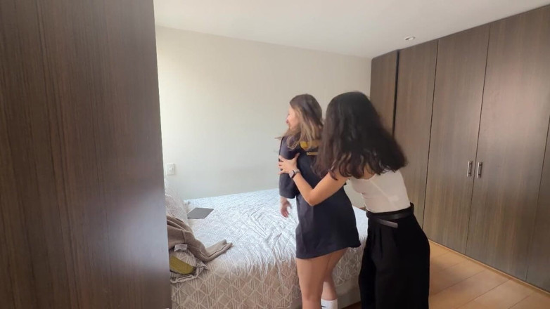 scarlettandc: Deux Femmes Peinent À Se Satisfaire Elles-mêmes