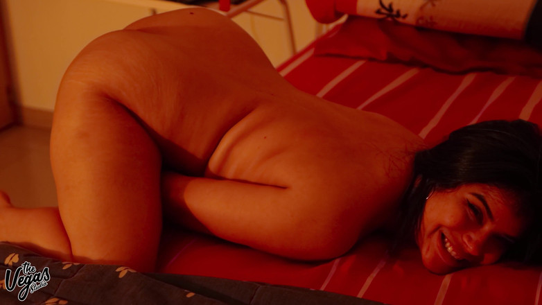 Selena Vega: Yumuşak ışık, yavaş arzu - en samimi gecemiz