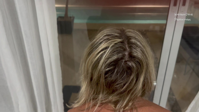 InternalDrive: Gilf dianne je těsný malý zadek touží po ptákovi