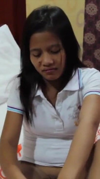 Enge Pinay muschi leckt mit creampie-sperma