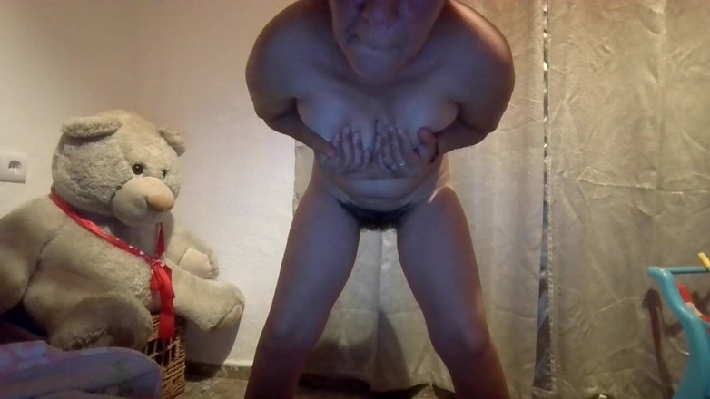 Candelita42: Horký nahý sexy tanec