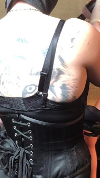 Sis Miley barbara vollständiges video. Wrecking it, BDSM-session mit Miley und Herrin noir