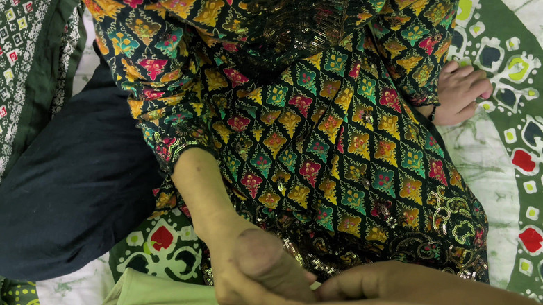 Kaleonjoybd: Mój seksowny Bhabhi potrzebuje romantycznej chwili i ostrego seksu