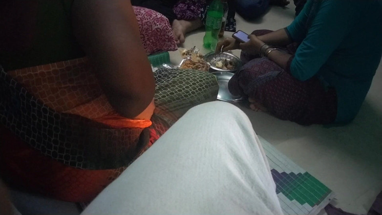 Benita sweety: Четыре тетушки горячо грязно разговаривают в моем доме