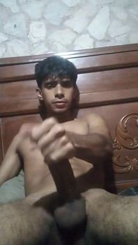 hastamaithun karna 'jab tak ve mujhe dhoondh nahin lete