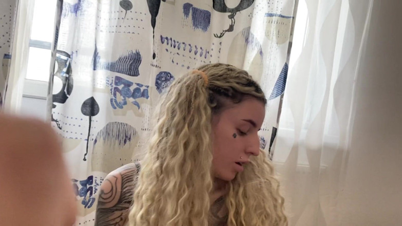 Barbietatoo1: Waiting for my sugardaddy
