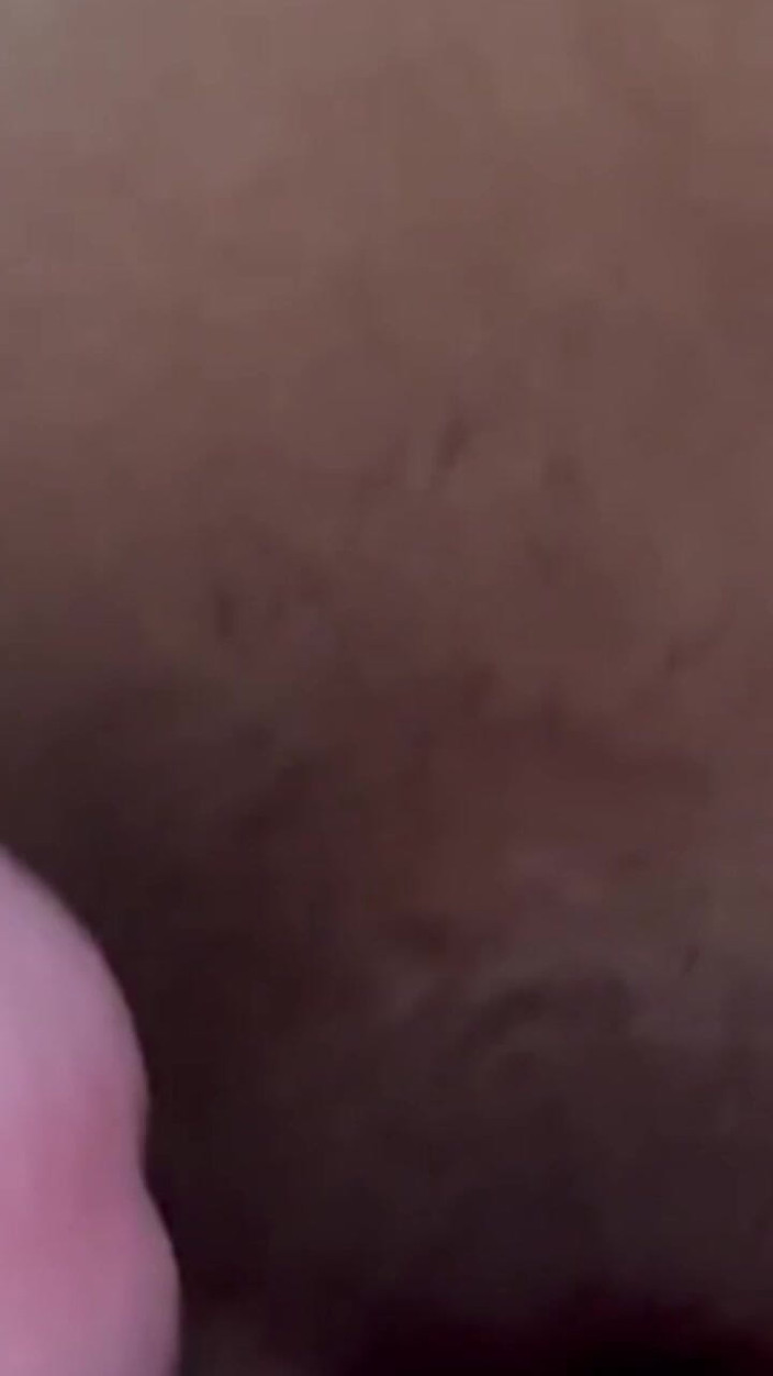YourDickSucker: Roztomilá dívka ukazuje tělo