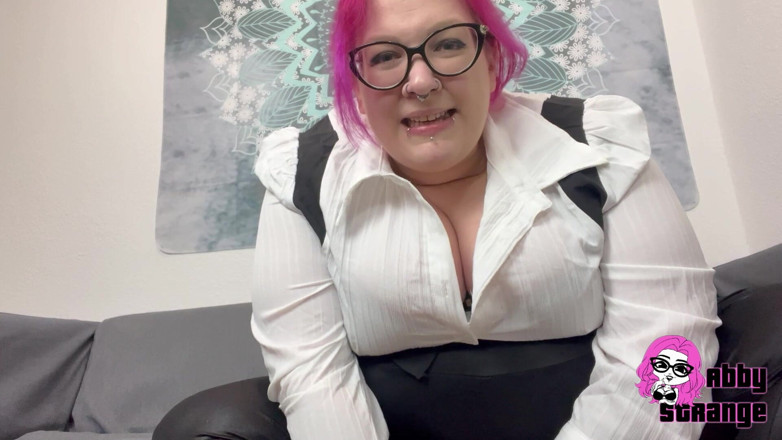 Abby Strange: 税款到期了！