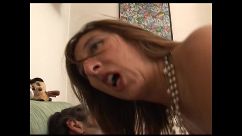 69 Italian District: Schmutzige schlampe bittet um grobes anal-hämmern wie eine hure