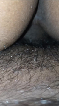 Mais duro chupando peitos e fodendo ...