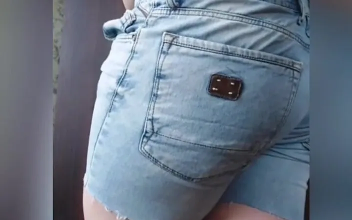 Kitty_Cross: Big Butt Hot Ladyboy Booty Shemale Model Sissy Cosplayer Horny...