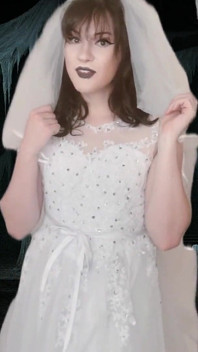 Pengantin perempuan hantu