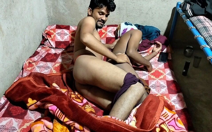 Xtremee: インドのゲイ - 村のコラージュ学生セクシースタイルクソ真夜中 - ヒンディー語の声