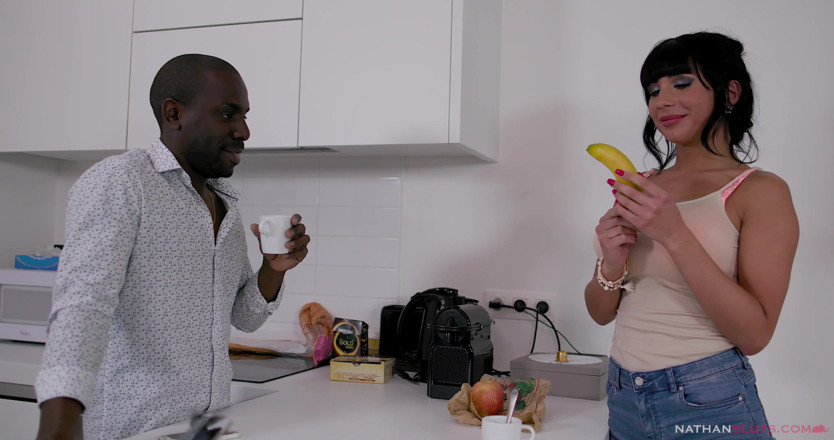 Nathansluts: BBC craving Valentina Ricci lets her best friend husband fuck...
