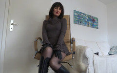 Lady Victoria Valente: Svetr fetiš a stříkání na mé šaty ve svetru