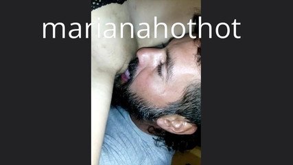 Marian sofar: Shell Suck