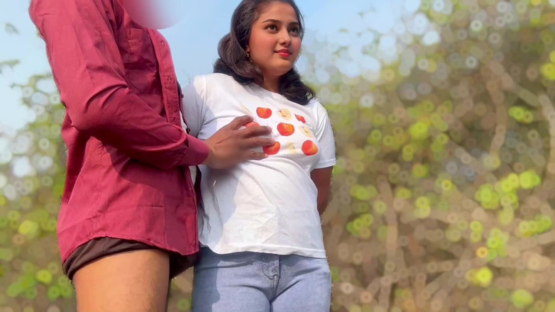 Fuckkkker: Desi villaggio ragazza arrapata scopata dal suo fidanzato, prima volta...