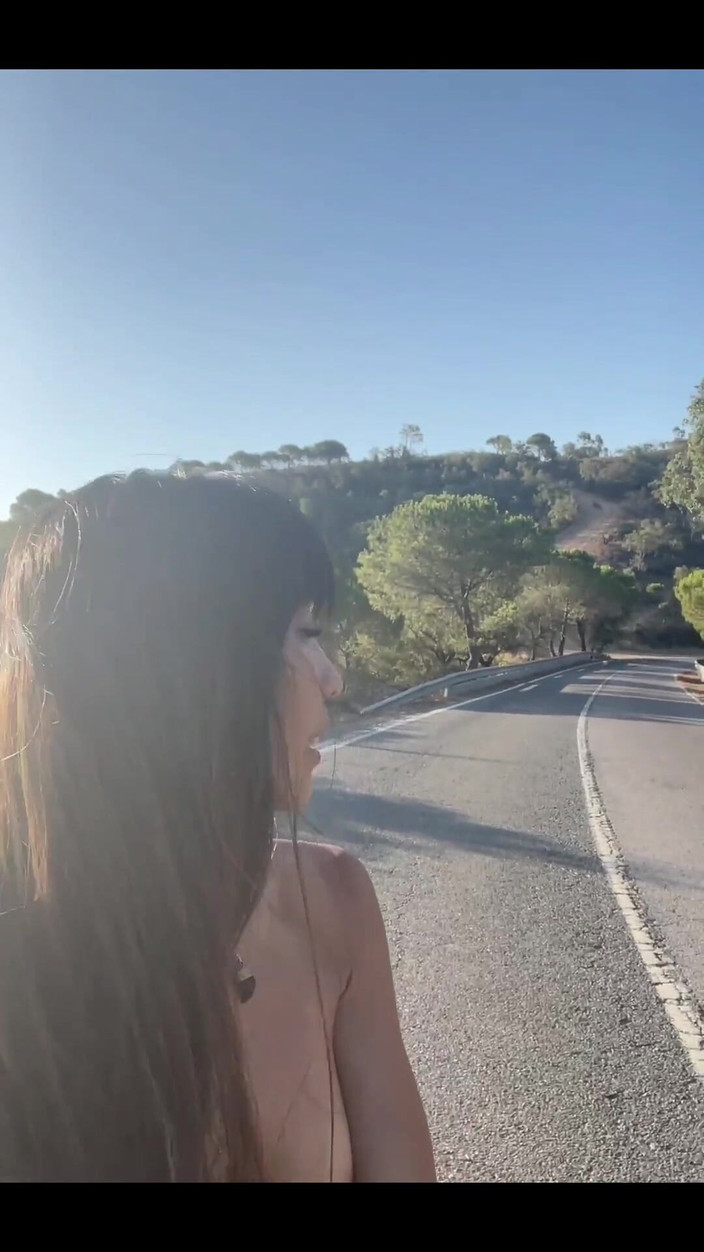 DaringKiara: Necesito un paseo