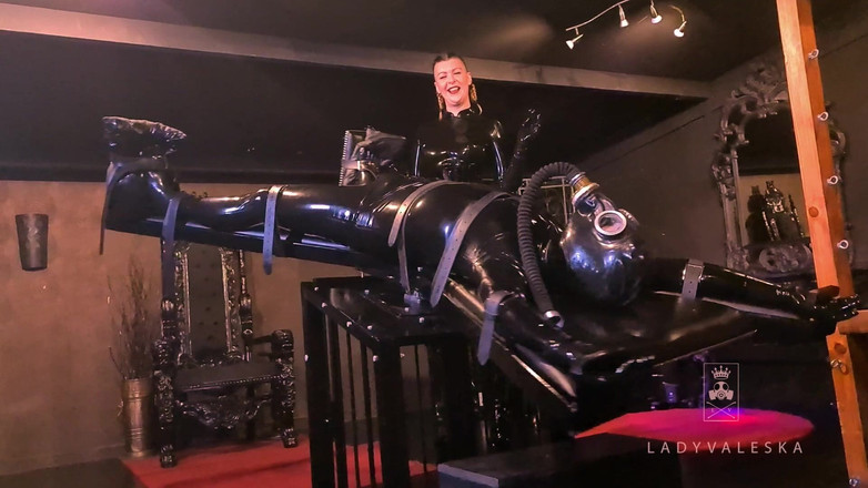 Lady Valeska: Gimps na jejich kříži