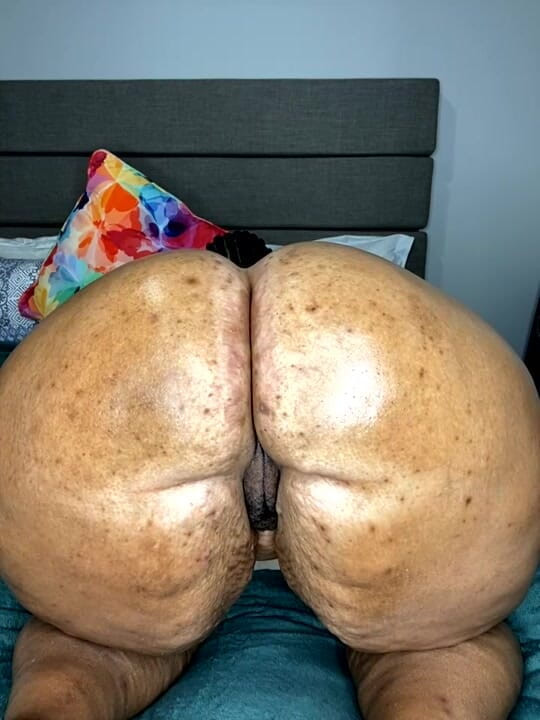 Big black clapping booties: जैक ऑफ करने के लिए अत्यंत महान, एपिसोड 1013