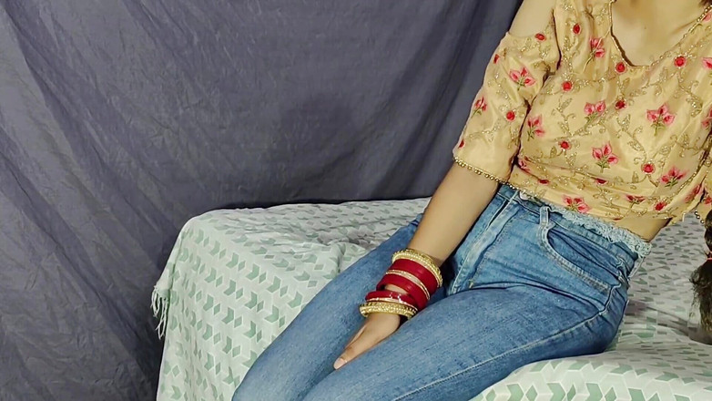 KavitaBhabhi: デジセクシーなバビはたくさん作られてから去った、フルセックスビデオ