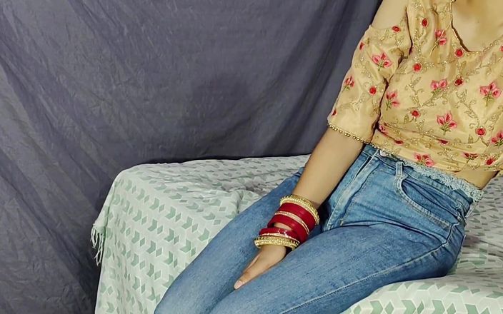 Kavita Studios: Desi sexy Bhabhi Ko Khoob Rula Rula Ke Choda volledige...