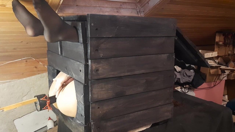 DiiVampy: Intrappolato in una figa - scopata anale con la macchina