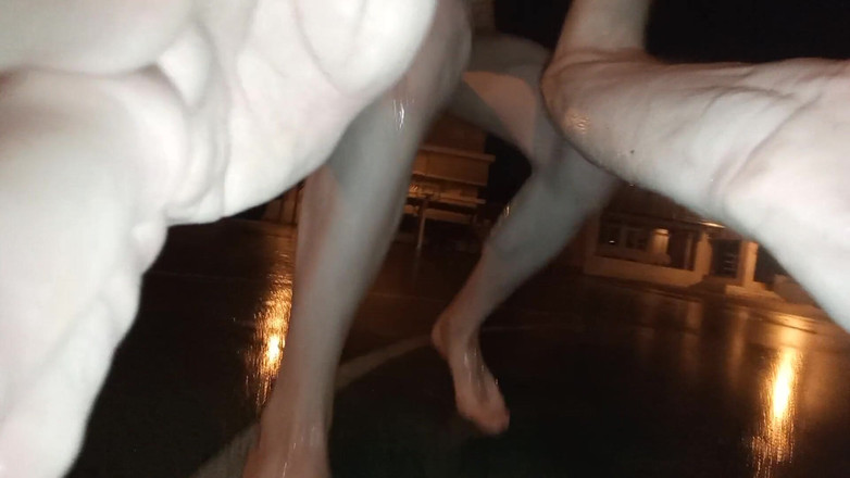 Dan Eagle: Ducha de pis desnuda