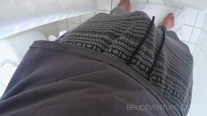 Bruce Venture: Lena paul गुडमॉर्निंग शो लंड चुसाई