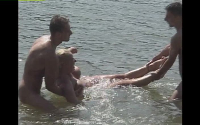 Heatwave Porn: 3-х пути би-путь, часть 2