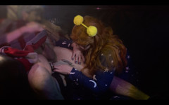 Shawna Panofka: Stief-opa Bekam Einen Handjob, Während Ich Ihn Putzte