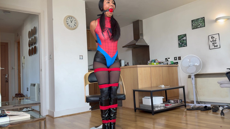 Latina Fetish: Courtney Caught in a Bondage Web 4K + Bts