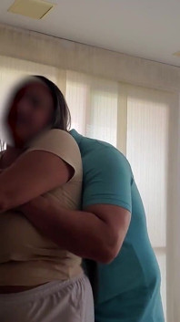 Gigantické prsa Služky Tc jsou nejlepší část 1