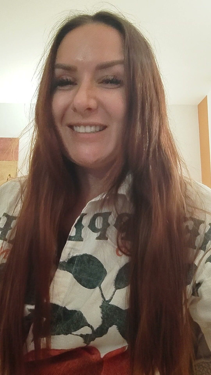 REELL - The cute Girl next door _ FemDom Reality: Scommetto che non puoi venire in questa posizione stupida :d
