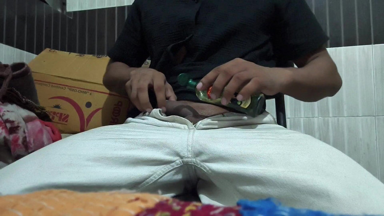 Indian jason: Video thủ dâm Desi Boy
