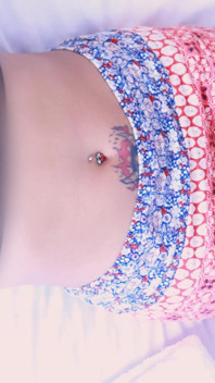 Calda ragazza tatuata Fammi assaggiare quella figa stretta alla missionaria