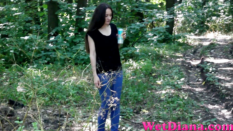 Wet Diana: Verzweifelt im wald